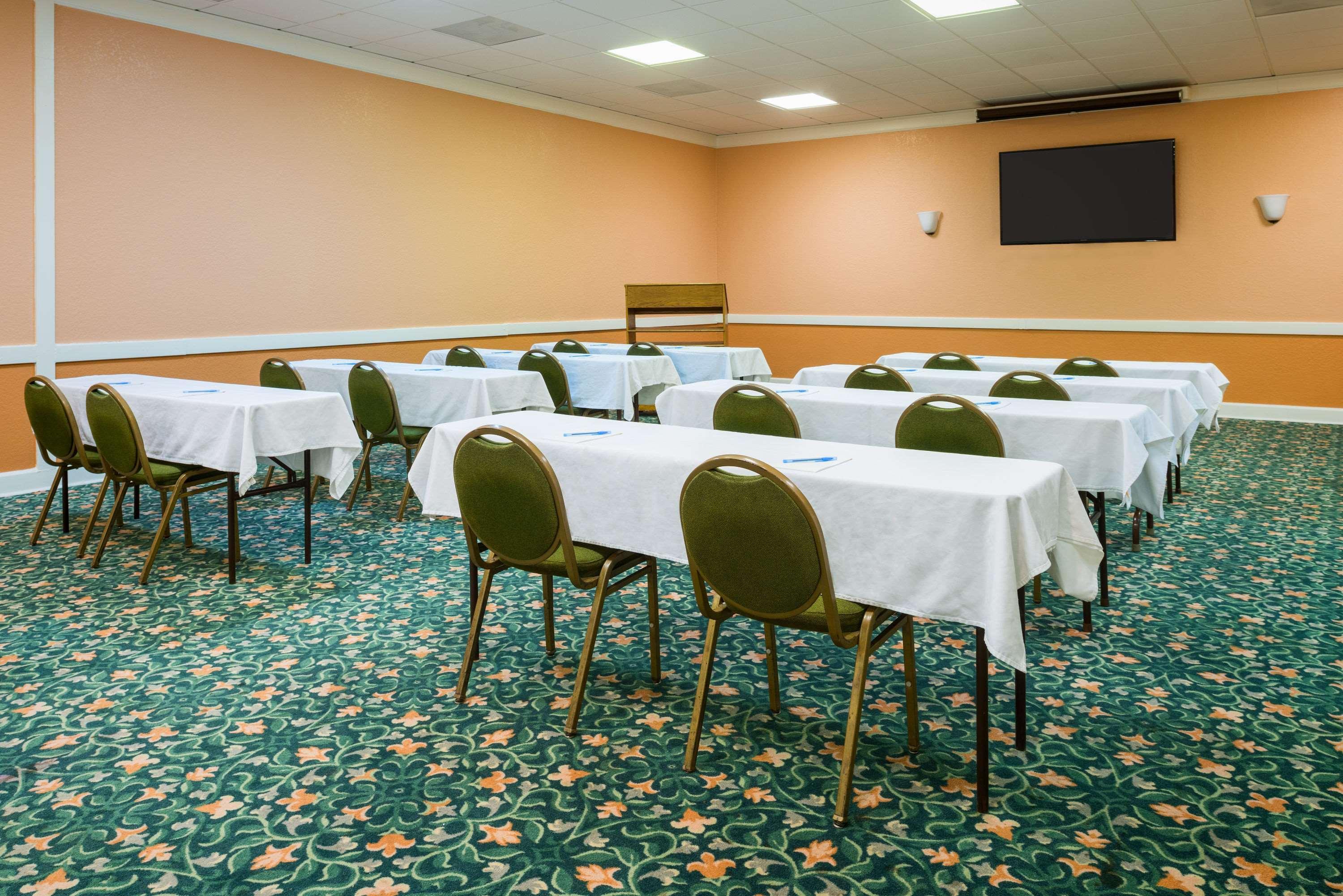 Super 8 By Wyndham Little Rock/Otter Creek Motel Ngoại thất bức ảnh